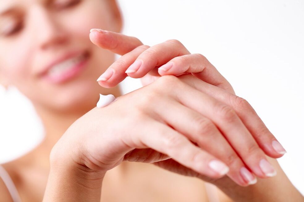 Hautverjüngungscreme für die Hände